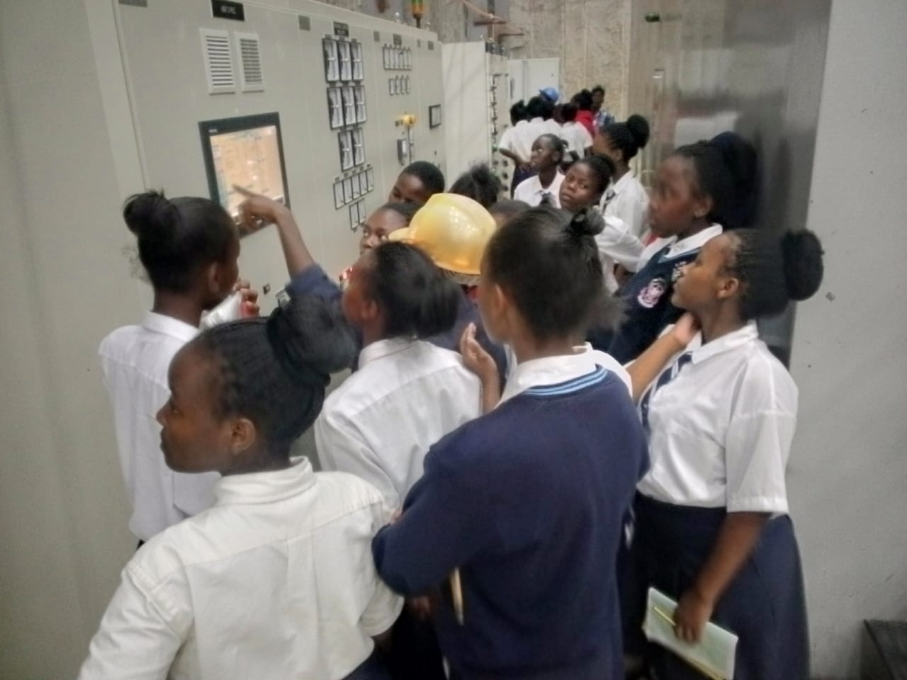 Students on ICT educational tour